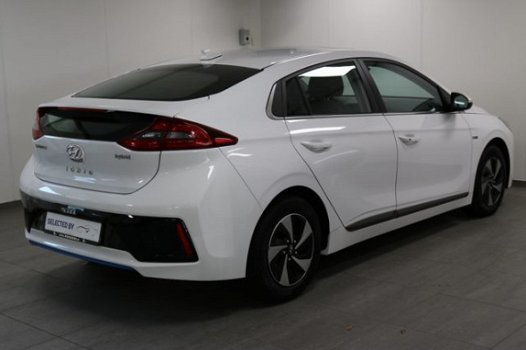 Hyundai IONIQ - 1.6 GDi First Edit - 1