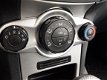 Ford Fiesta - 1.4 Trend Automaat, Airco, Trekhaak - 1 - Thumbnail