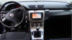 Volkswagen Passat Variant - 1.6 FSI Comfortline Navigatie, Parkersensor, airco, Cruise Control, cent - 1 - Thumbnail