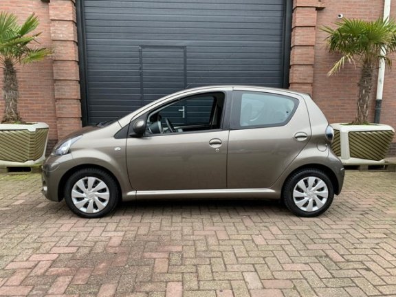 Toyota Aygo - 1.0 VVT-i Aspiration NL Auto/1e eigenaar/Airco/Net binnen - Afbeelding 4