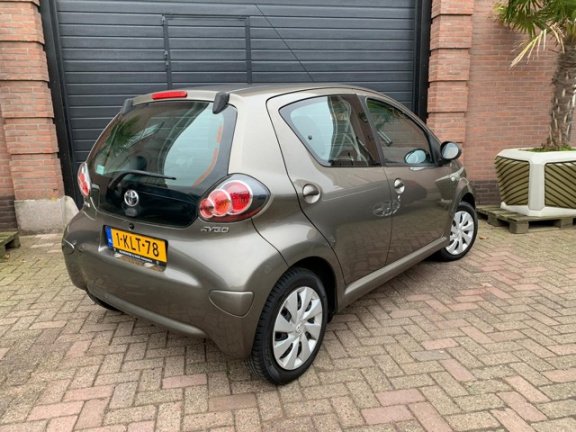 Toyota Aygo - 1.0 VVT-i Aspiration NL Auto/1e eigenaar/Airco/Net binnen - Afbeelding 3
