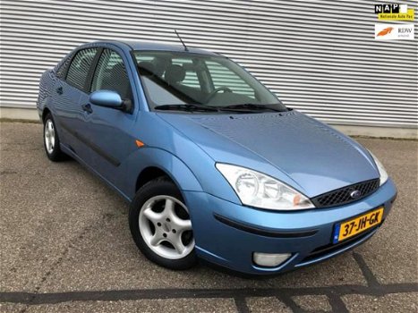 Ford Focus - 1.6-16V Cool Edition NETTE STAAT TREKHAAK AIRCO - 1