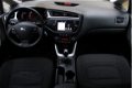 Kia Cee'd - 1.0 T-GDi ComfortPlusLine Navigator, NAVIGATIE, CRUISE CONTROL, PDC ACHTER, PRIJS IS RIJ - 1 - Thumbnail