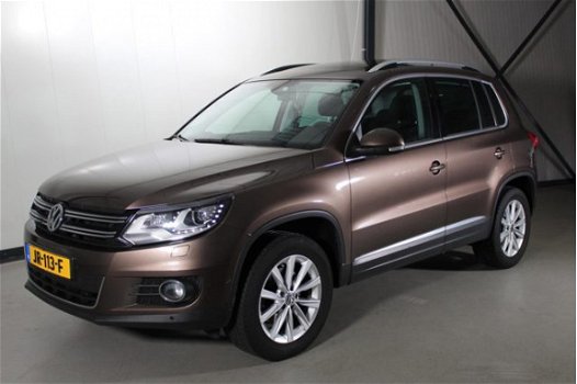 Volkswagen Tiguan - 2.0 TDI Sport&Style 4Motion*DSG*NAV*PDC*PANO*LED - 1