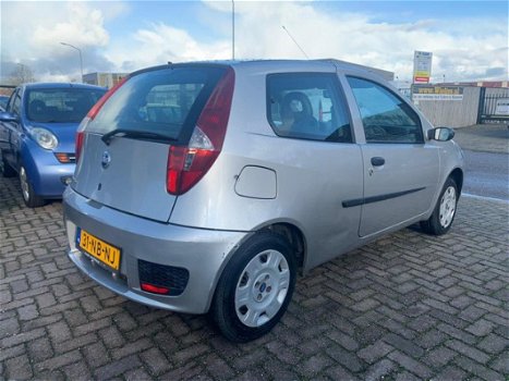 Fiat Punto - 1.2 Dynamic ( LAGE KM / NAP / NW APK / AIRCO ) - 1