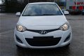 Hyundai i20 - NIEUW MODEL, AIRCO, 5DRS, STUURBEDIENING, STOELVERWARMING - 1 - Thumbnail