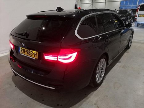 BMW 3-serie Touring - 320d Luxury AUT High Executive LED/Leer/Navi+ Origineel NL 1e Eigenaar - 1