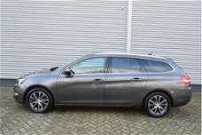 Peugeot 308 - 1.2 130pk ALLURE AUTOM. NAVI/PAN.DAK