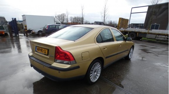 Volvo S60 - 2.4 Edition / Youngtimer / Cruise / Clima / Pdc - 1