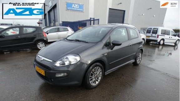 Fiat Punto Evo - 1.3 M-Jet Dynamic / Navi / Airco / Cruise / Trekhaak / Start/Stop - 1