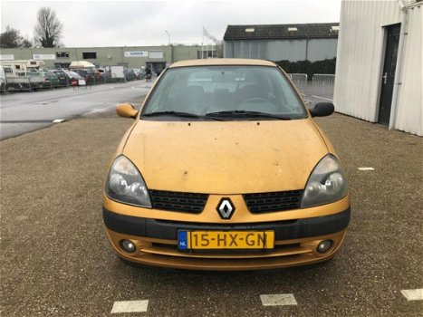 Renault Clio - 1.2-16V Expression Auto rijdt en schakelt perfect - 1