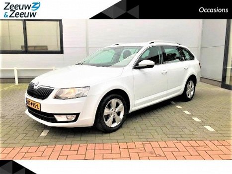 Skoda Octavia Combi - 1.4 TSI Greentech Style Trekhaak Navi - 1