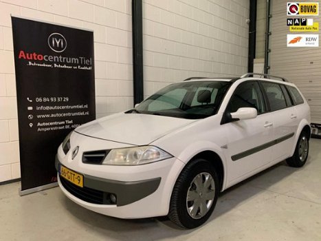 Renault Mégane Grand Tour - 1.6-16V Business Line * NAVI * Panorama - 1