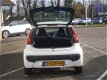 Peugeot 107 - 1.0 68PK 5D Active Pack Premium Airco Elektr ramen Centrale Vergrendeling Led - 1 - Thumbnail