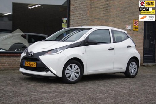 Toyota Aygo - 1.0 VVT-i x-now Airco, 5 Deurs - 1