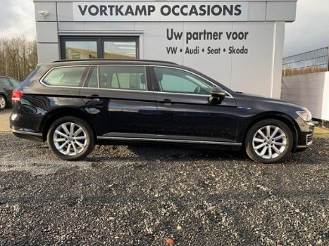 Volkswagen Passat - 1.4 TSI GTE EX. BTW NAVI/PDC/STOELVERW/ACC/LANE-ASSIST - 1