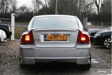 Volvo S60 - 2.4 D5 Summum SPORT AUT. NAP/NAVI/LEER/XENON