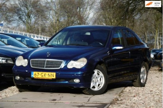 Mercedes-Benz C-klasse - 180 Elegance NAVI/AIRCO/CRUISE/PDC - 1