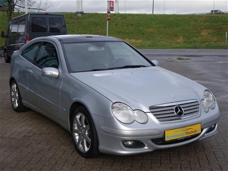 Mercedes-Benz C-klasse Sportcoupé - 230 Automaat Airco Panoramadak Leder Lm.velgen Elec.pakket Radio - 1