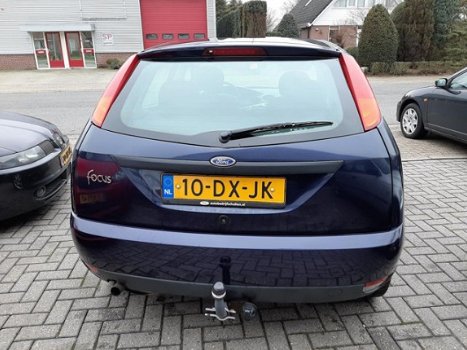 Ford Focus - 1.6 16V 5 Deurs - 1