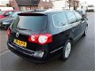 Volkswagen Passat Variant - 3.2 V6 250 pk 4 motion AUT - 1 - Thumbnail