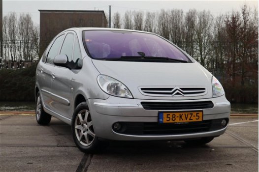 Citroën Xsara Picasso - 1.6i-16V Image - 1