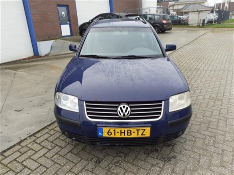 Volkswagen Passat Variant - 1.9 TDI Trendline 4Motion - 1