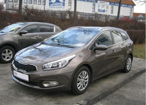 Kia cee'd Sportswagon - 1.6 GDI Business Pack *Navigatie - 1