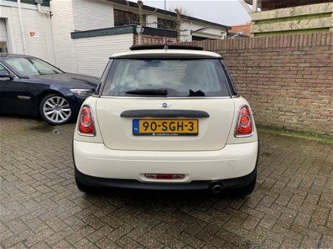 Mini Mini One - 1.6 Cooper PANORAMADAK / Navigatie - 1