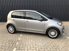 Volkswagen Up! - 1.0 high up BlueMotion, Navi, Pdc, Cruisecontrol, Prijs Rijklaar