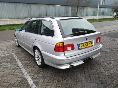 BMW 5-serie Touring - 530d Executive Zeer goed rijdend , EXPORT , Inruil mogelijk - 1