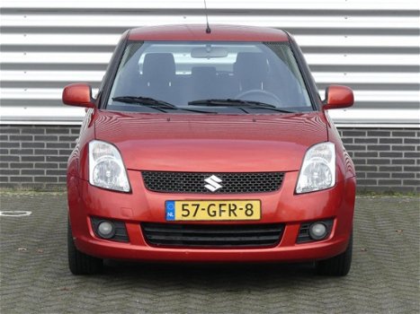 Suzuki Swift - 1.5 Exclusive Airco, Keyless, LM, R/CD Trekhaak - 1