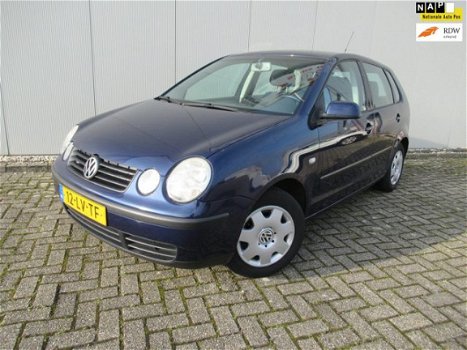 Volkswagen Polo - 1.4-16V Comfortline - 1