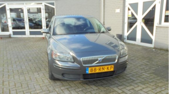 Volvo V50 - 1.6D Momentum Super onderhouden - 1