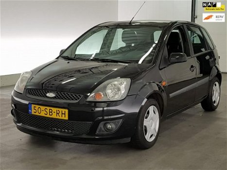 Ford Fiesta - 1.3-8V Futura ✅NAP|AIRCO|ELEC RAMEN|5DEURS|STUURBEKR|2XSLEUTELS|BOEKJES|APK 03-09-2020 - 1