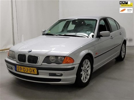 BMW 3-serie - 320i Executive ✅NAP|AIRCO|CRUISE|2XSLEUTELS|BOEKJES|APK 02-06-2020 - 1