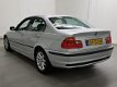 BMW 3-serie - 320i Executive ✅NAP|AIRCO|CRUISE|2XSLEUTELS|BOEKJES|APK 02-06-2020 - 1 - Thumbnail