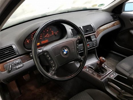 BMW 3-serie - 320i Executive ✅NAP|AIRCO|CRUISE|2XSLEUTELS|BOEKJES|APK 02-06-2020 - 1