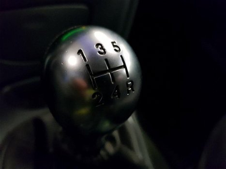 Citroën C5 - 2.0-16V Ligne Prestige ✅NAP|AIRCO|SPORTSTAND|TREKHAAK|ELEC RAMEN|2XSLEUTELS|BOEKJES - 1