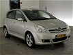 Toyota Corolla Verso - 2.2 D-4D Luna 7p. ✅NAP|NAVI|LEDER|PDC|CRUISE|AIRCO|REGENSEN|BOEKJES|2XSLEUTEL - 1 - Thumbnail