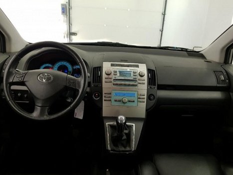 Toyota Corolla Verso - 2.2 D-4D Luna 7p. ✅NAP|NAVI|LEDER|PDC|CRUISE|AIRCO|REGENSEN|BOEKJES|2XSLEUTEL - 1