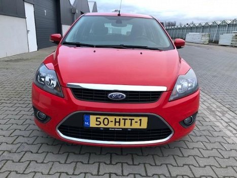 Ford Focus Wagon - 1.6 Titanium Navigatie, Cruise controle, Airco climate, Elek ramen, Parksensor - 1