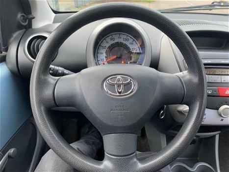 Toyota Aygo - 1.0-12V 5-Deurs/Nieuwe Apk/N.A.P - 1