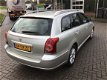 Toyota Avensis Wagon - 2.0 16V VVT-I D4 LUNA - 1 - Thumbnail