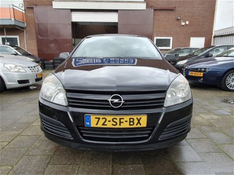 Opel Astra - 1.4 ESSENTIA - 1