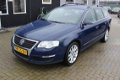 Volkswagen Passat Variant - 1.6 FSI Comfortline/ Acc/ Cruise 17inch - 1 - Thumbnail