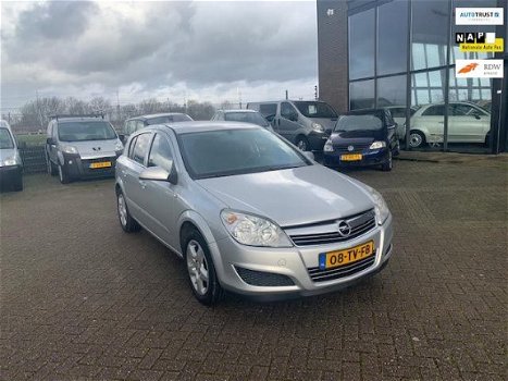 Opel Astra - 1.4 Business - 1