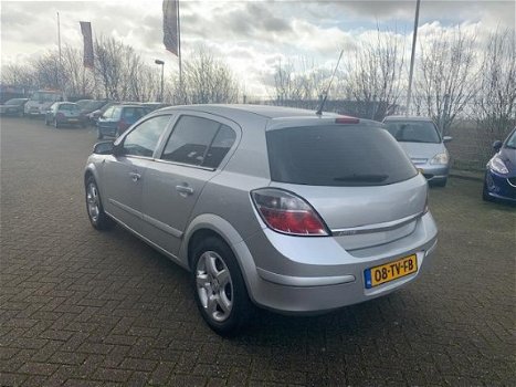 Opel Astra - 1.4 Business - 1