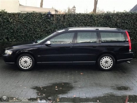 Volvo V70 - 2.4 Comfort Line AC Cruise Youngtimer - 1