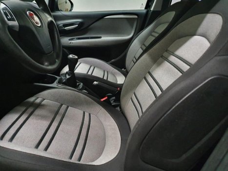 Fiat Punto Evo - 1.3 M-Jet Dynamic APK/2010/INCL BOEKJES EN FACTUREN - 1